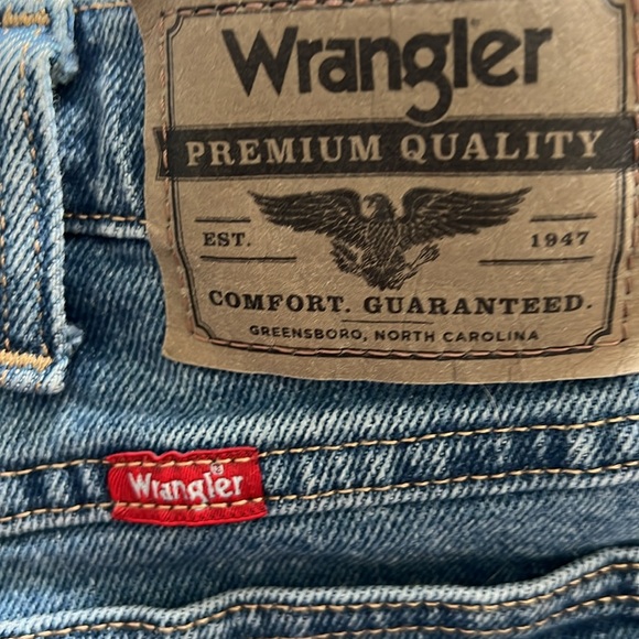 WRANGLER JEANS SIZE 34 X 32  99% COTTON 1% ELASTANE MACHINE WASH COLD DRY LOW - Picture 3 of 7